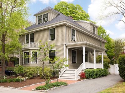 95 Babcock St