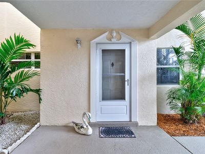 305 N Grove Isle Cir #305