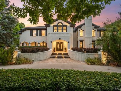 4903 S Elizabeth Circle