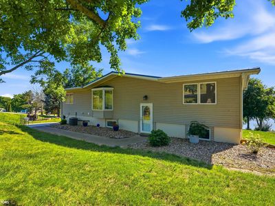 4 Bluffwoods Dr