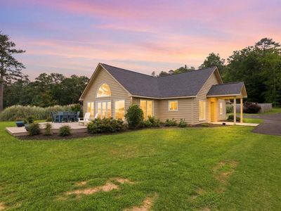 3299 Whitten Rd