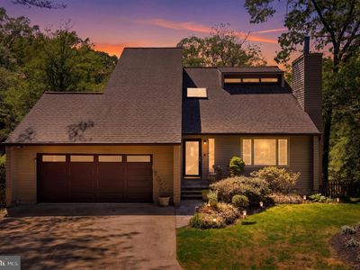 279 Capote Ct W