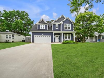 8215 Edwin Dr