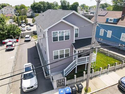 172 Baker St
