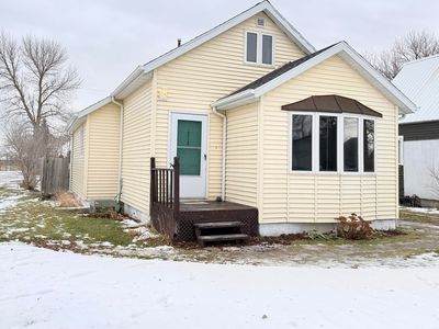 Property at 216 2nd Ave N, Glenburn, ND