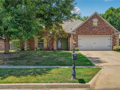 2555 N Trafalger Dr
