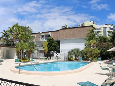 9611 SW 77th Ave APT 306A