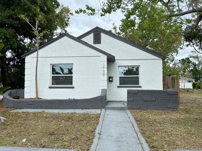 1700 30th St S