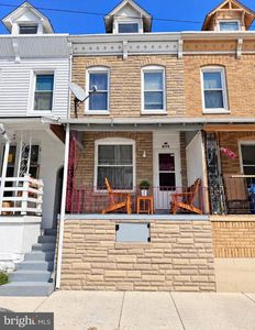 819 Mulberry St