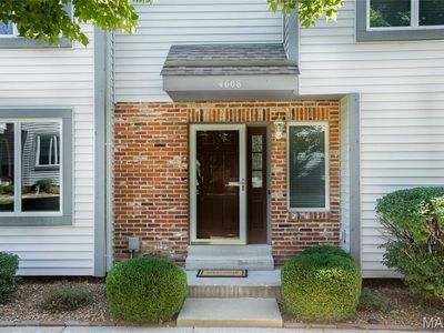 4608 Sherman Park Dr