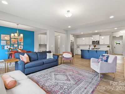 7059 Duncan Acres Dr