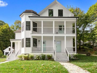57 Myrtle Ave #1