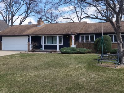 5N441 Andrene Ln