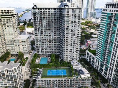 121 NE 34th St Unit 1607