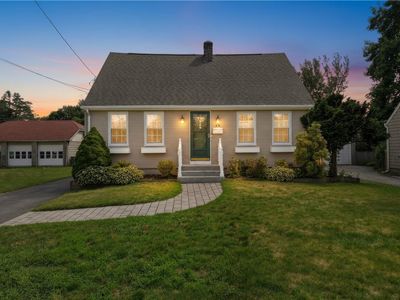 24 Rosegarden St