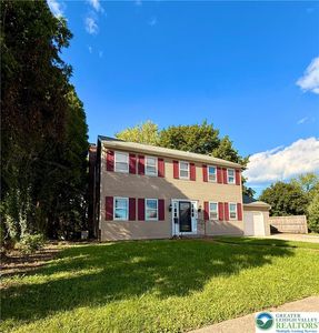 Property at 13 Pershing Blvd, Whitehall, PA