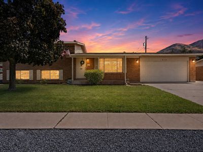 815 S Kentwood Dr