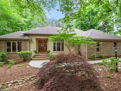 411 Woodridge Dr