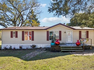 3306 2401st Rd