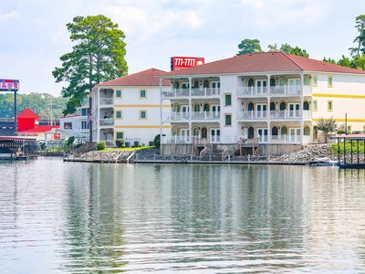 1380 Airport Rd APT E1