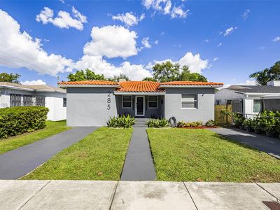 285 NW 45th St