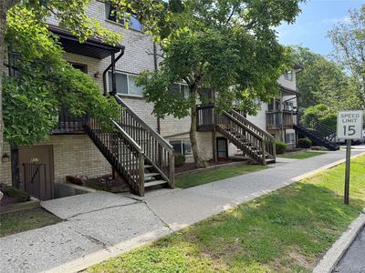 26 Cooper Road #810