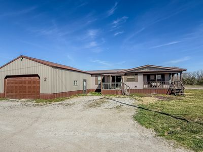 Property at 58 Royal Dr, Phillipsburg, KS