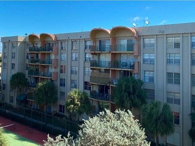 9350 Fontainebleau Boulevard #602