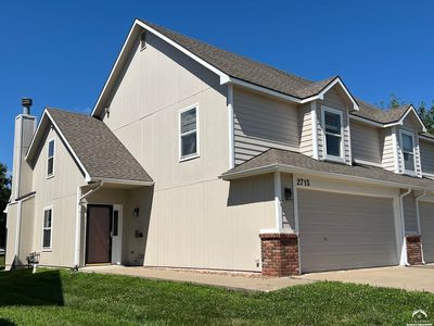 2715 Grand Cir