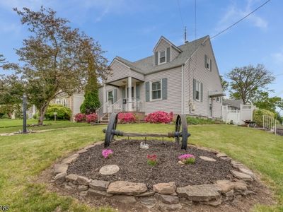 Property at 38 Eastern States Pkwy, Somerville, NJ