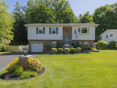 6 Lighthouse Court