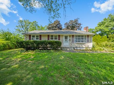 17 Lancer Drive
