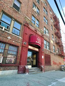 1372 Shakespear Avenue #2H