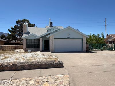 10905 Fort Worth St