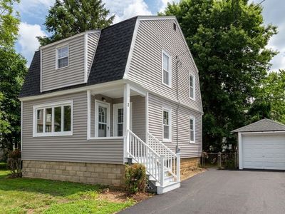2 Cottage Pl