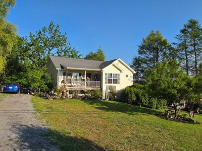137 Hedrick Dr