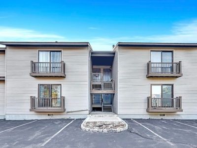 905 Spruce Hills Dr #905