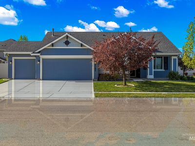 6085 E Mayfield Dr