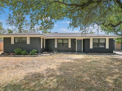 1214 Haines Dr