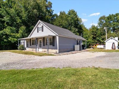 305 E State Road 64