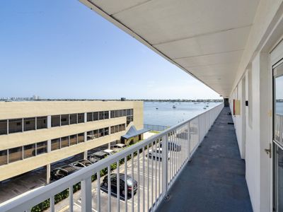 4500 N Flagler Drive #B20