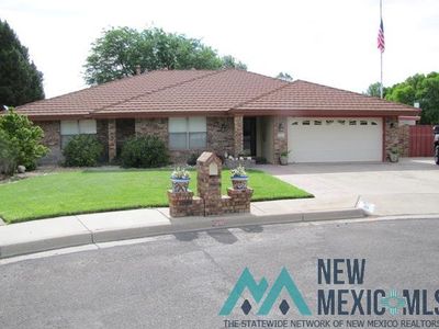 1207 W El Caminito St