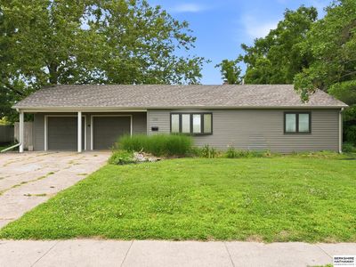 208 Crest Rd