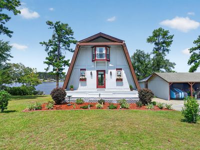 193 Oakwood Cir