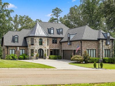 2124 Viewcrest Ln