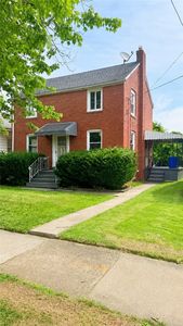 2310 Delaware Ave