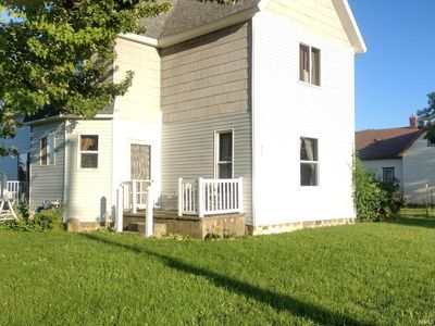 211 N Grand Ave