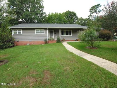 1211 Carter Dr