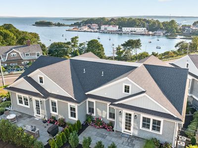 533 Woods Hole Road UNIT D101