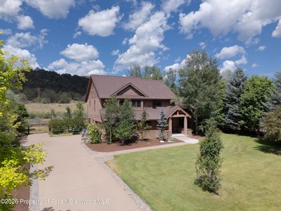 33 Iron Horse Rd